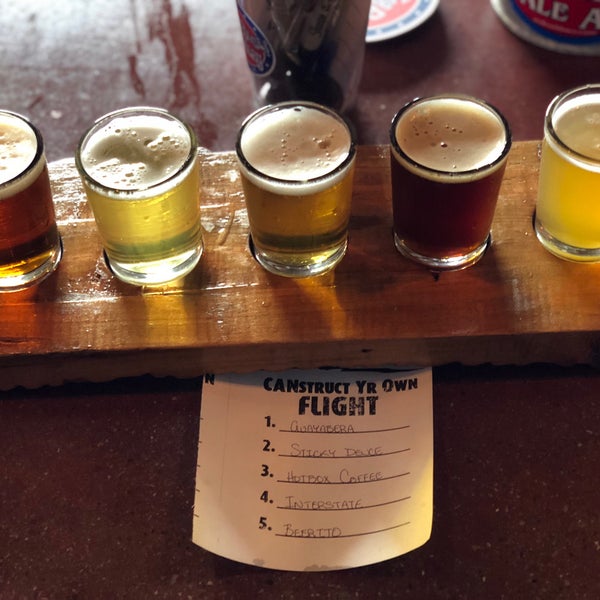 Photo taken at Oskar Blues Brewery by Drunken Y. on 3/29/2018