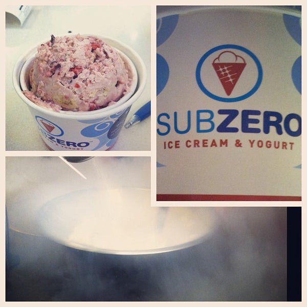 รูปภาพถ่ายที่ Sub Zero Ice Cream &amp; Yogurt โดย Danny R. เมื่อ 1/15/2013