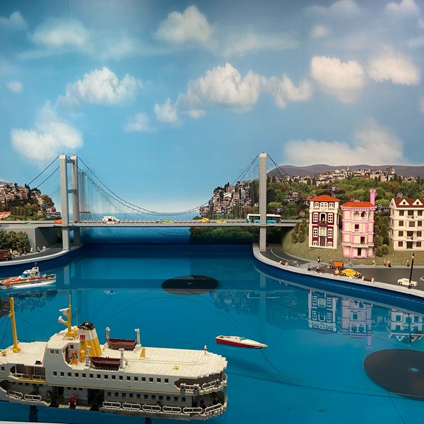 9/10/2023にCeren U.がLEGOLAND® Discovery Centre İstanbulで撮った写真