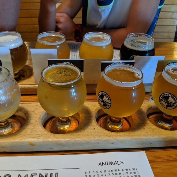 Photo taken at Barnstormer Brewing and Pizzeria by Ian K. on 8/25/2019