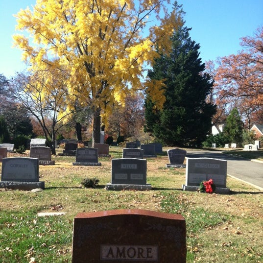 Photos At Columbia Gardens Cemetery 3411 Arlington Blvd