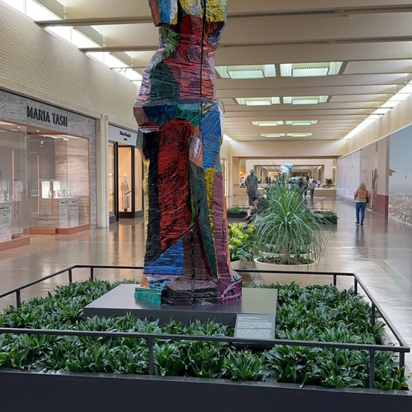 Das Foto wurde bei NorthPark Center von MOHAMD am 4/15/2024 aufgenommen