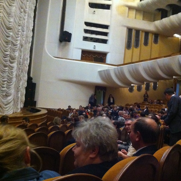 2/13/2015에 Arthur N.님이 Samara State Philharmonic에서 찍은 사진