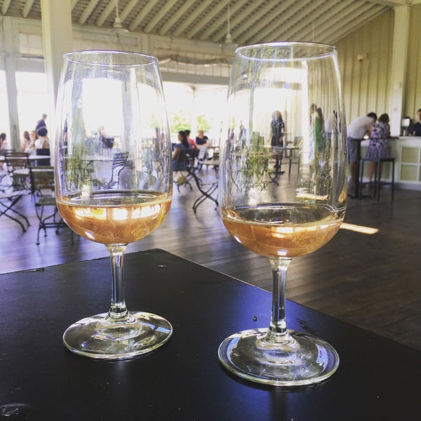Photo taken at Bedell Cellars by Hiroko T. on 5/26/2019