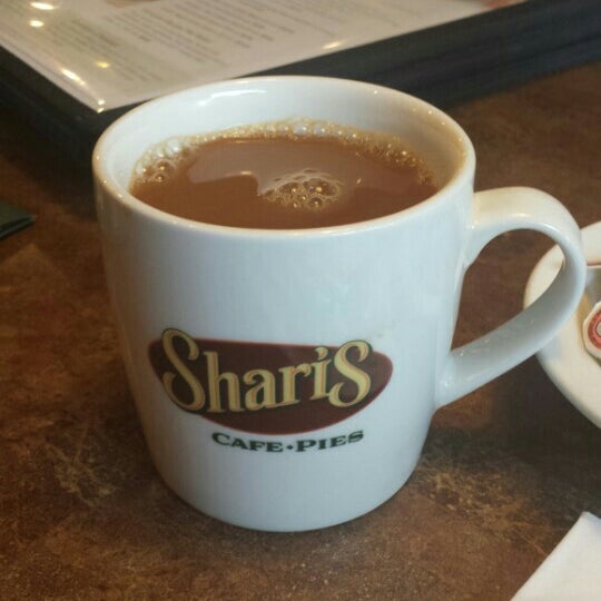Photo taken at Shari&#39;s Cafe and Pies by Thelma P. on 10/30/2015