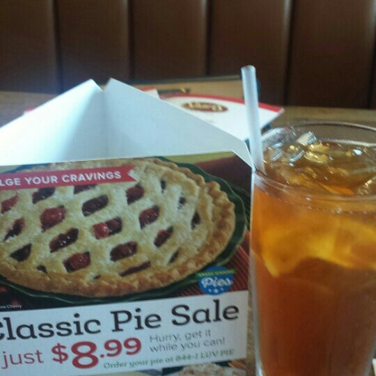 Photo taken at Shari&#39;s Cafe and Pies by Thelma P. on 2/15/2016