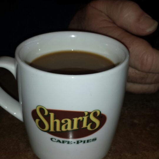 Photo taken at Shari&#39;s Cafe and Pies by Thelma P. on 3/25/2015
