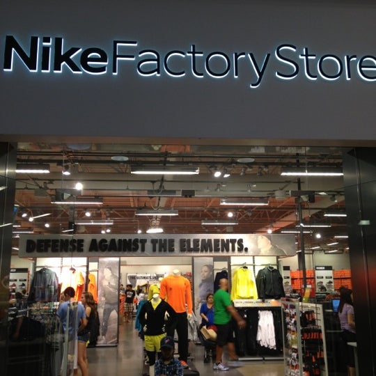 Nike Factory Store - Katy Mills - 4 