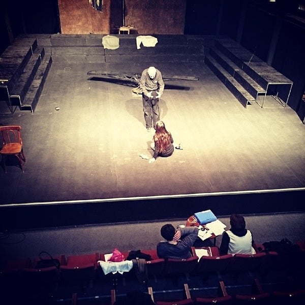 2/6/2014にGeørge C.がIliauni Theatre | ილიაუნის თეატრიで撮った写真