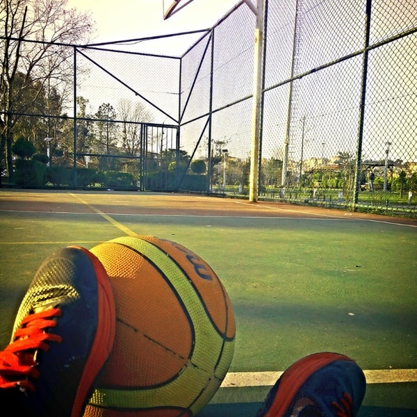 Basketbol майдони