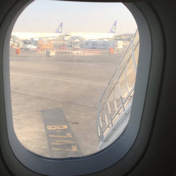 1/16/2015 tarihinde haTim M.ziyaretçi tarafından King Abdulaziz International Airport (JED)'de çekilen fotoğraf