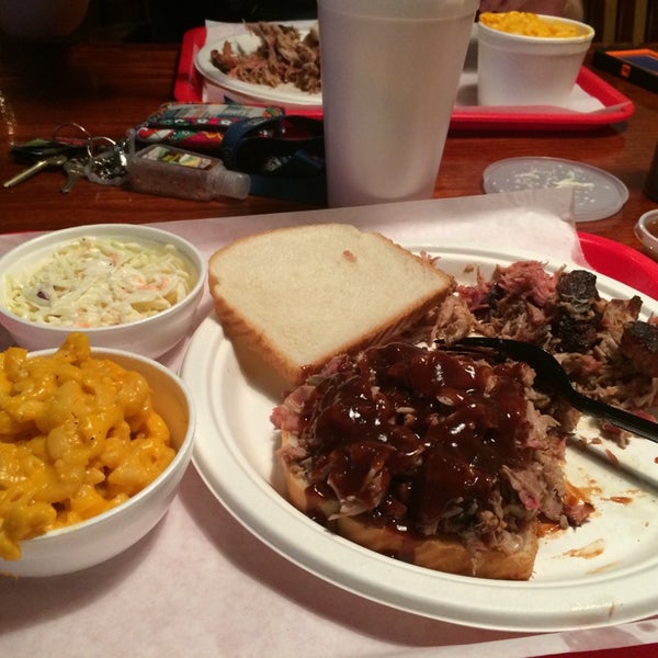 Jimmy Jo's BBQ 5 tavsiye