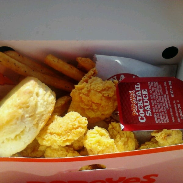 popeyes chicken biscuit popeyes chicken biscuit