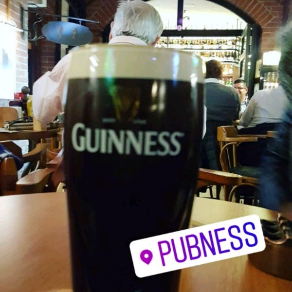 Снимок сделан в PubNESS irish pub Bodrum пользователем Merve Ç. 4/12/2017