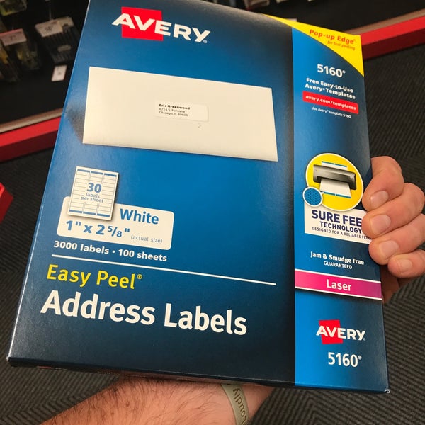 Staples Folsom'da Ofis Gereçleri Mağazası