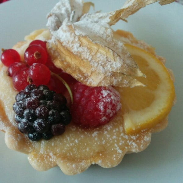 3/30/2014にBori F.がChateau Dessertで撮った写真