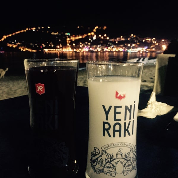 รูปภาพถ่ายที่ Öztürk Kolcuoğlu Ocakbaşı Restaurant โดย Burak I. เมื่อ 4/30/2016