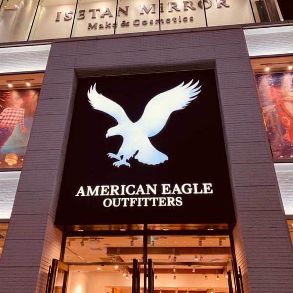 American Eagle Outfitters Now Closed Clothing Store In 神宮前