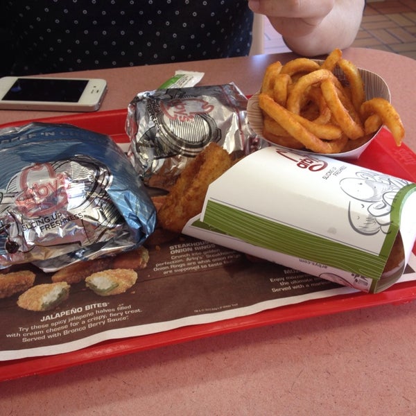 Arby's Fast Food Restaurant in Canton