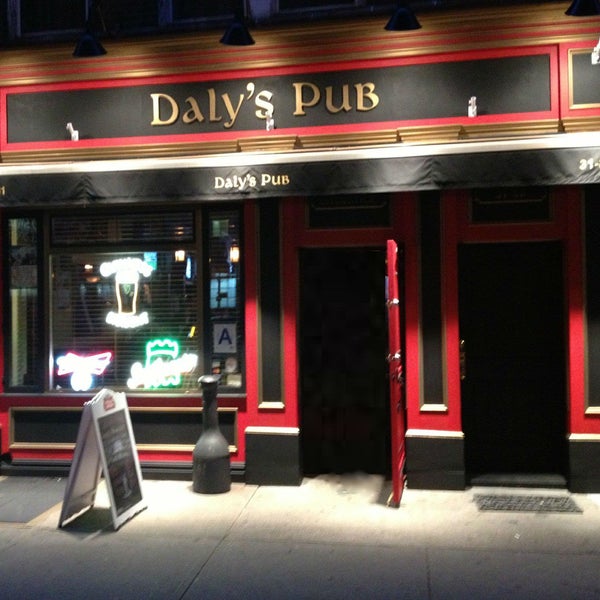 1/9/2014 tarihinde Daly&#39;s Pubziyaretçi tarafından Daly&#39;s Pub'de çekilen fotoğraf