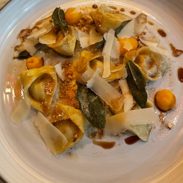 A hidden gem of a restaurant! Where food meets artistry. Every dish was a unique and sophisticated masterpiece of flavors. Don’t miss Pumpkin Tortelli, Mushroom Agnolotti, Apple Cake, & cocktails.