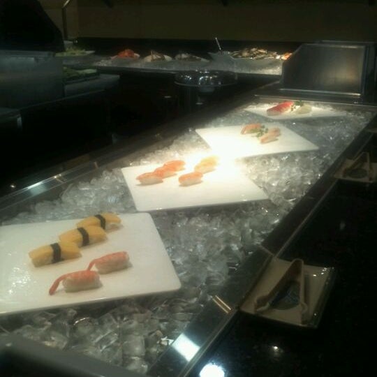 Photo taken at Kumo Ultimate Sushi Bar &amp; Grill Buffet by cheryl b. on 11/17/2012