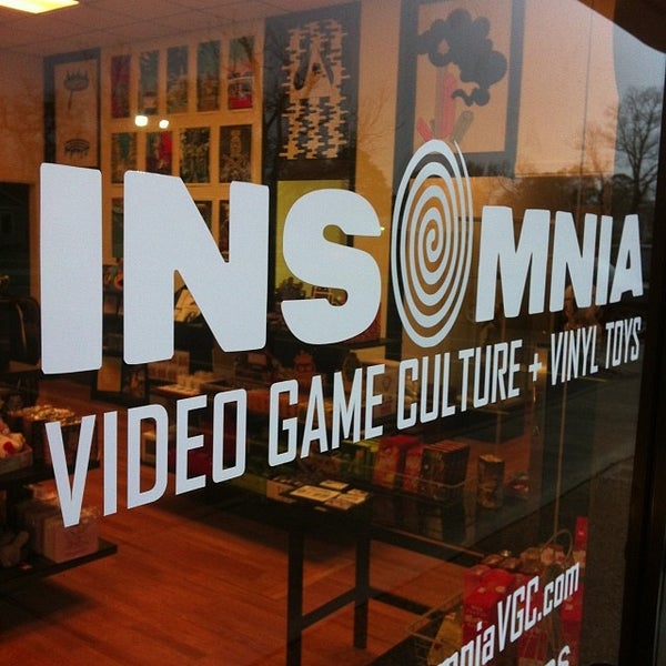 Das Foto wurde bei Insomnia Video Game Culture &amp; Vinyl Toys von Insomnia Video Game Culture &amp; Vinyl Toys am 3/7/2014 aufgenommen