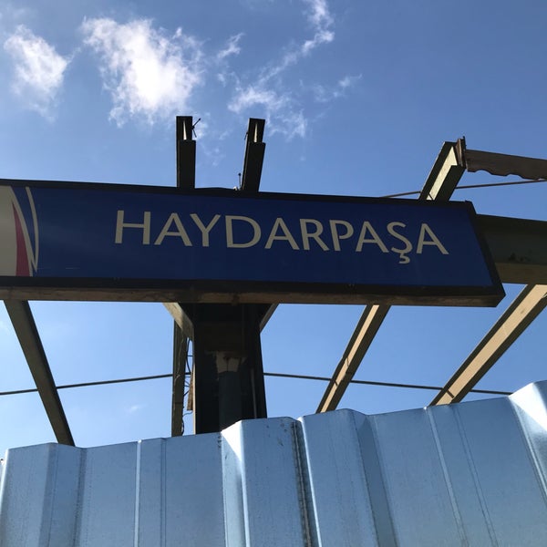 Foto scattata a Haydarpaşa Garı da BilgehaN il 11/4/2018