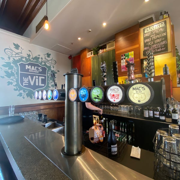 รูปภาพถ่ายที่ The Vic Mac&#39;s Brew Bar โดย Tengis เมื่อ 12/30/2019