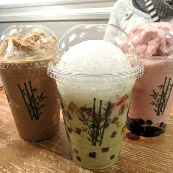 Снимок сделан в Bambū Desserts &amp; Drinks пользователем Michelle 7/1/2019