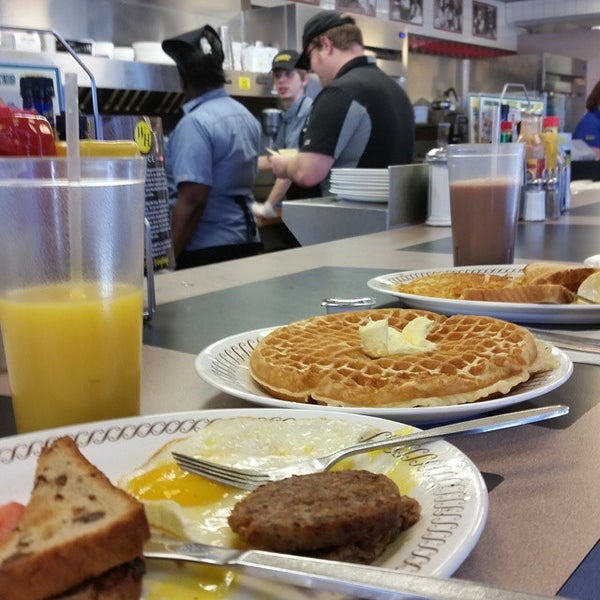 Waffle House Roanoke, VA'da fotoğraflar