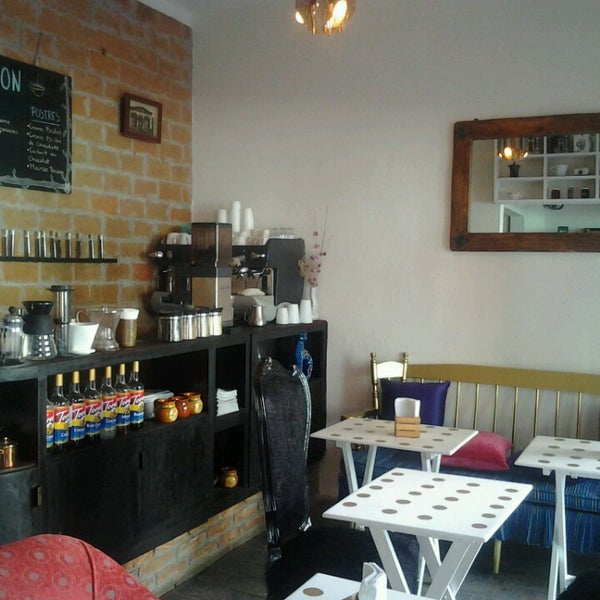 1/10/2014 tarihinde Jemimah C.ziyaretçi tarafından Passion, Cafetería de Especialidad'de çekilen fotoğraf