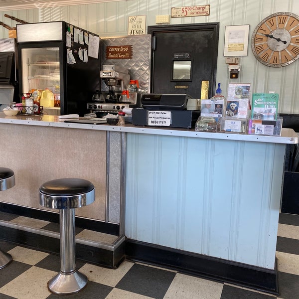 Summerton Diner 6 tips from 132 visitors