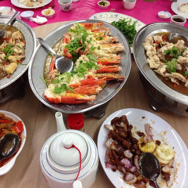 Sin Kie Seafood Restaurant 新记海鲜饭店 16 Tips From 854 Visitors