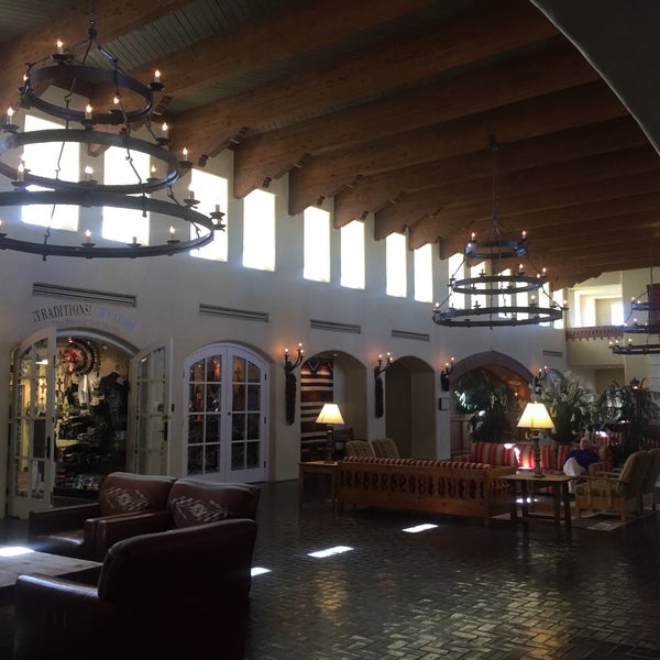 Photo taken at Hotel Albuquerque at Old Town by Bliss on 2/11/2018
