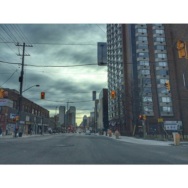 Foto tirada no(a) Quality Hotel Downtown Ottawa por Mohammad S. em 4/28/2014