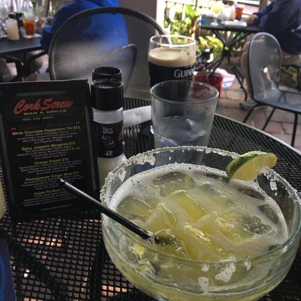 Cork Screw Bar And Grill 4 tips from 115 visitors