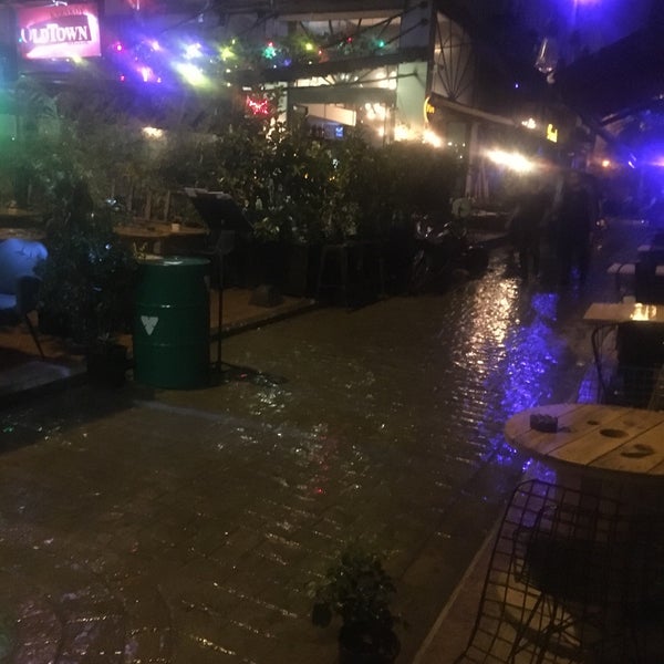 รูปภาพถ่ายที่ Karaköy OldTown โดย A เมื่อ 6/25/2018