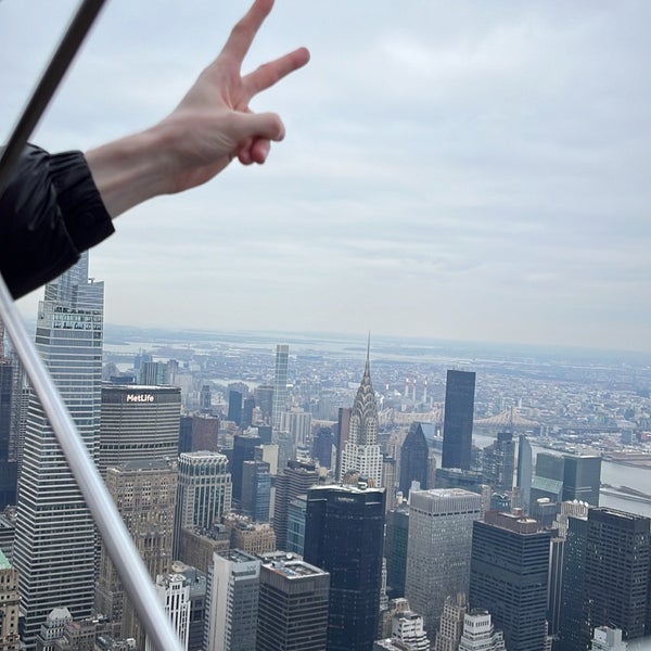 Foto tirada no(a) 86th Floor Observation Deck por Oguz em 2/1/2024