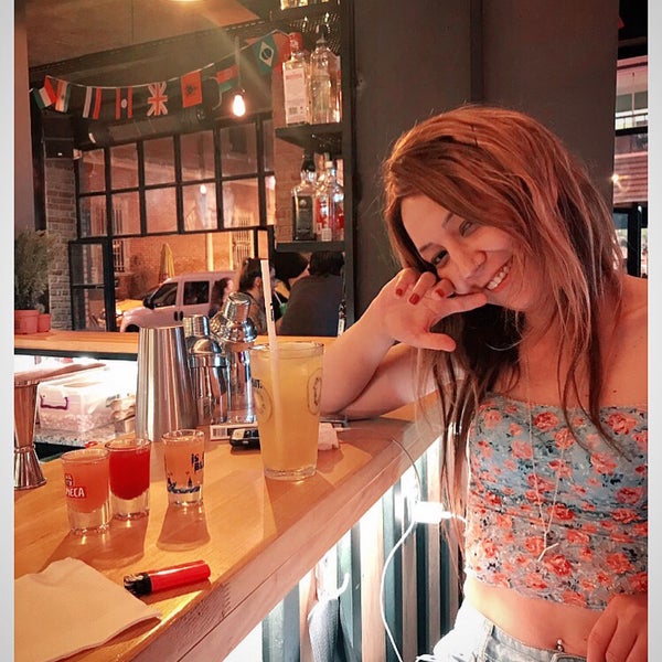 6/4/2019에 Yonca 🍀 🍀 🍀 K.님이 Duvar Cafe Bar에서 찍은 사진