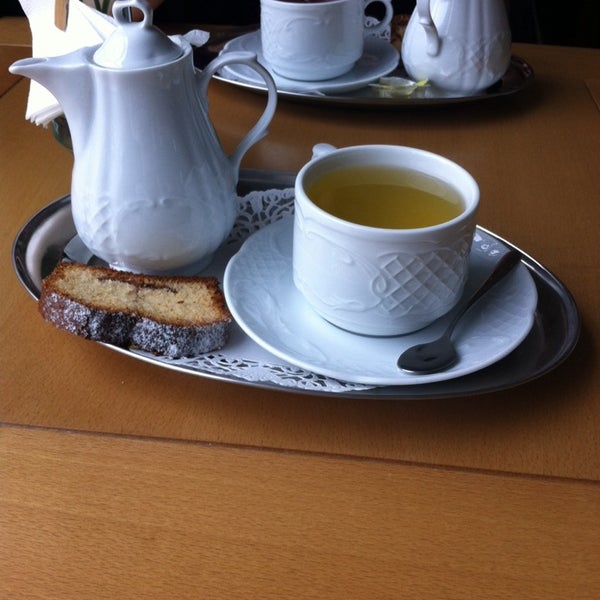 4/9/2014 tarihinde Georgiana A.ziyaretçi tarafından Cafeneaua Verde'de çekilen fotoğraf