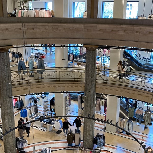 barcelona zara