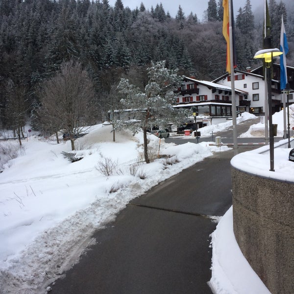 2/18/2016 tarihinde Thierry V.ziyaretçi tarafından Arabella Alpenhotel am Spitzingsee'de çekilen fotoğraf