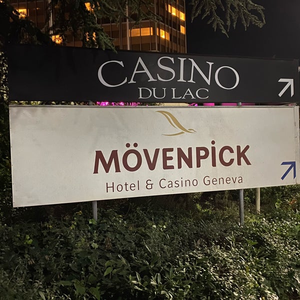 Foto tomada en Mövenpick Hotel &amp; Casino  por Charles S. el 11/15/2019