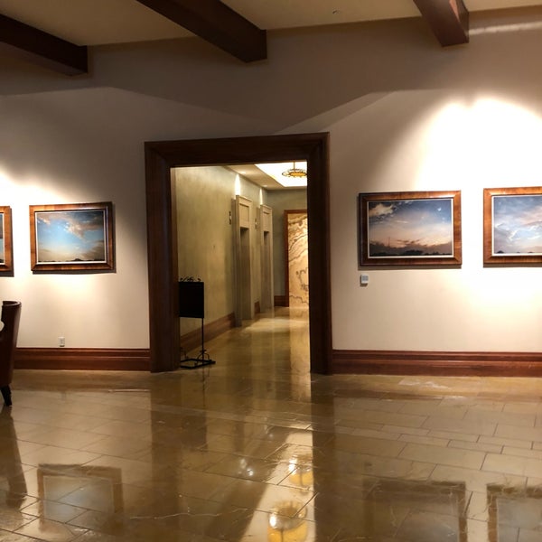 รูปภาพถ่ายที่ Omni Fort Worth Hotel โดย Charles S. เมื่อ 9/11/2018