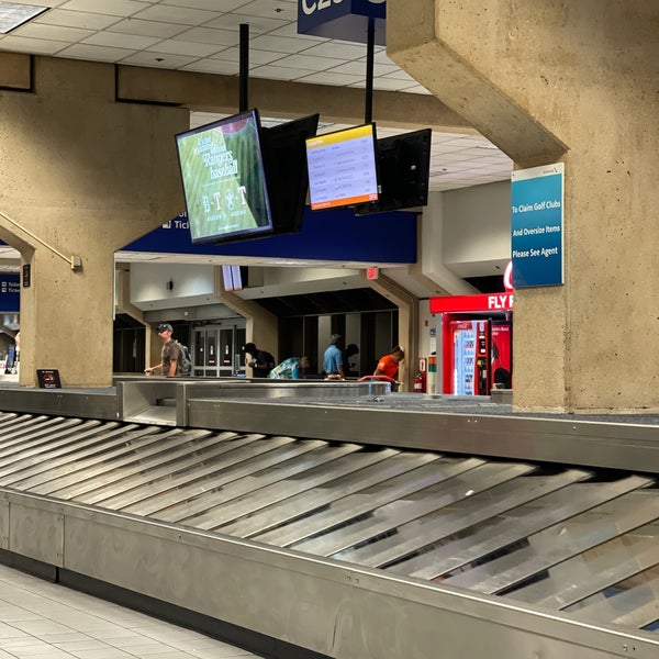 Bag Claim C25 Baggage Claim in DFW Airport