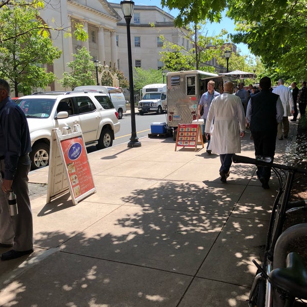 Yale New Haven Food Carts 471 ziyaretçidan 16 tavsiye'da fotoğraflar