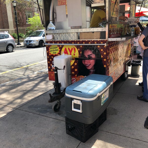 Yale New Haven Food Carts 466 ziyaretçidan 17 tavsiye'da fotoğraflar