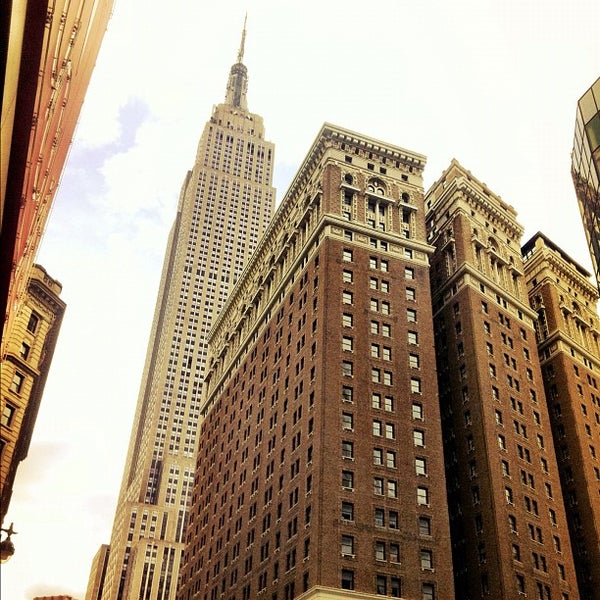 Photo taken at 34th Street by ciro b. on 11/25/2012
