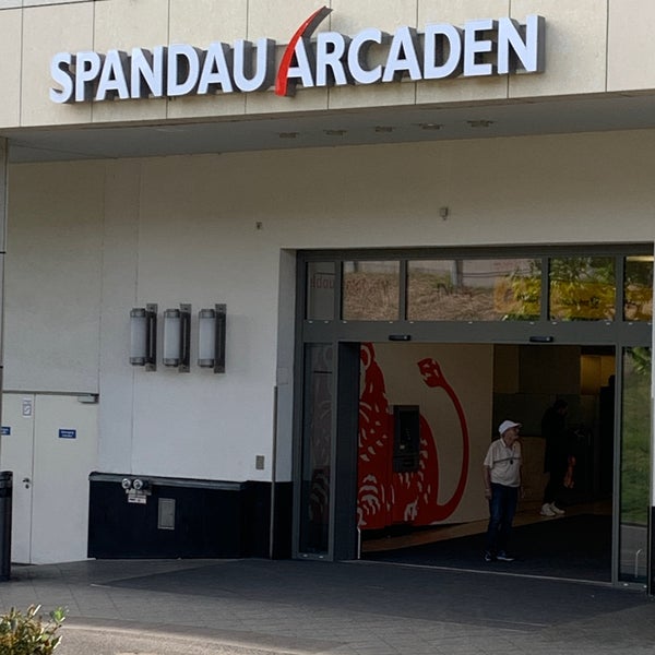 Photo taken at Spandau Arcaden by Beate P. on 5/31/2022